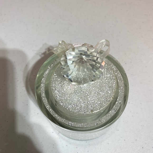 Vidali Collection Sparkling Glitter Crystal Jewelry Trinket Keepsake Box - Picture 4 of 10